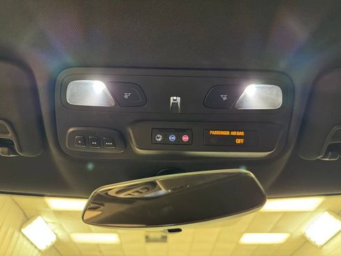 Used 2021 Chevrolet Camaro SS RWD image 44