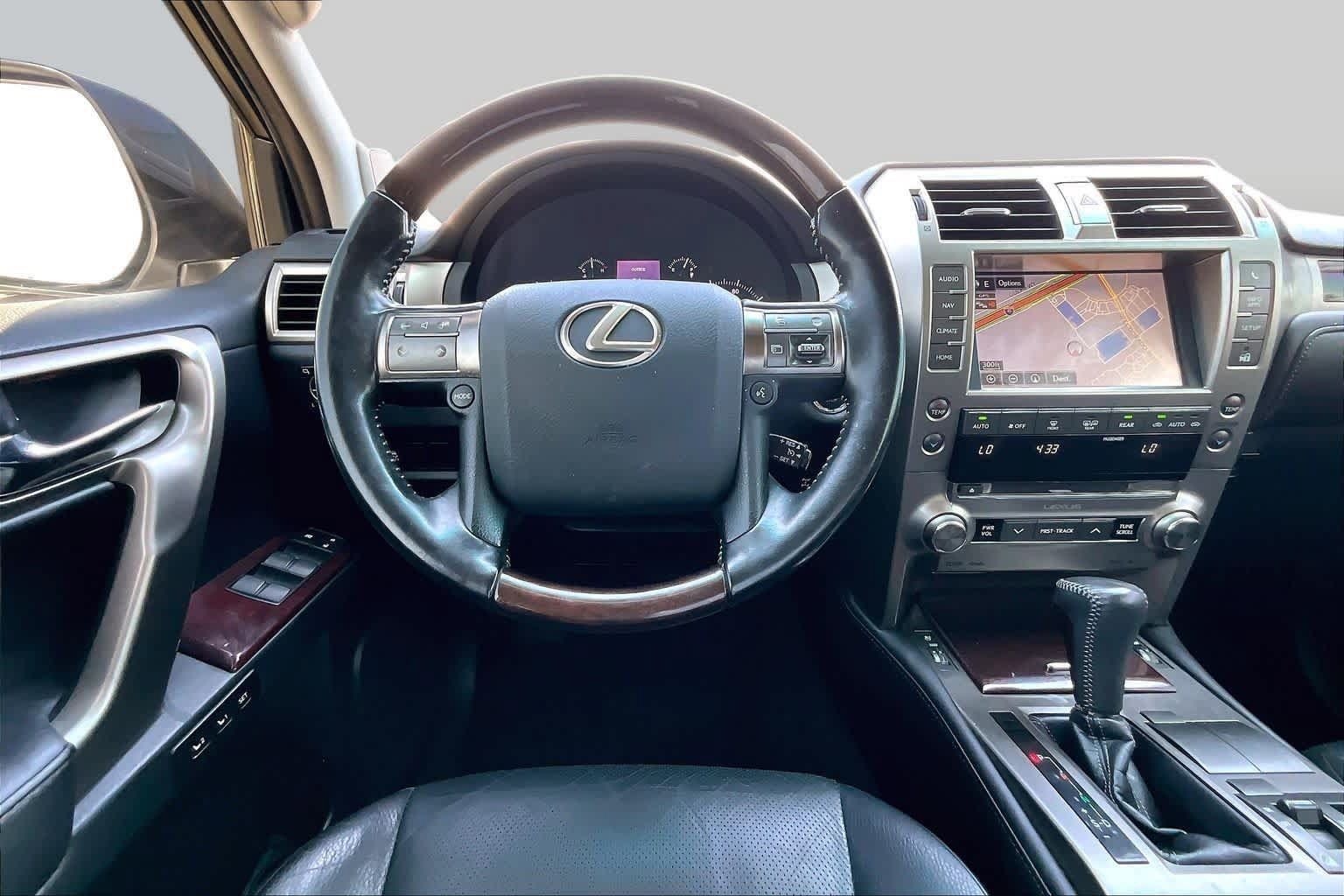 Used 2017 Lexus GX 460 Premium AWD/4WD image 6