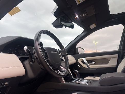 Used 2020 Land Rover Discovery Sport SE R-Dynamic image 41