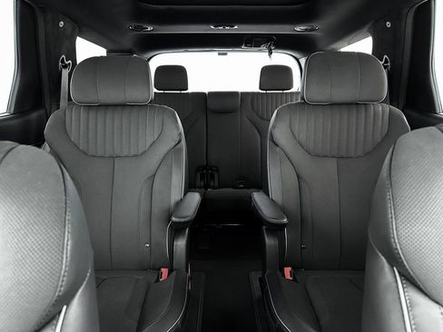 New 2025 Hyundai Palisade Calligraphy AWD/4WD image 16