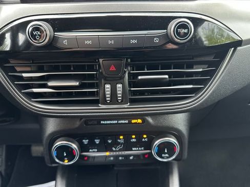 Used 2023 Ford Escape Active AWD/4WD image 16