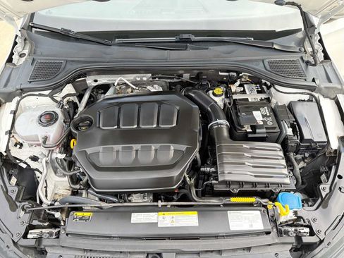 Used 2023 Volkswagen GTI SE FWD image 11