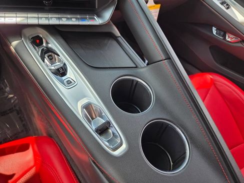 Used 2026 Chevrolet Corvette Stingray Coupe w/ 1LT RWD image 27