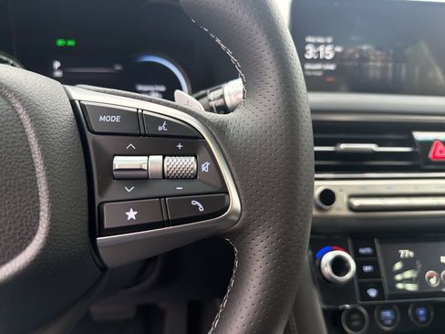 New 2026 Genesis G70 2.5T image 16