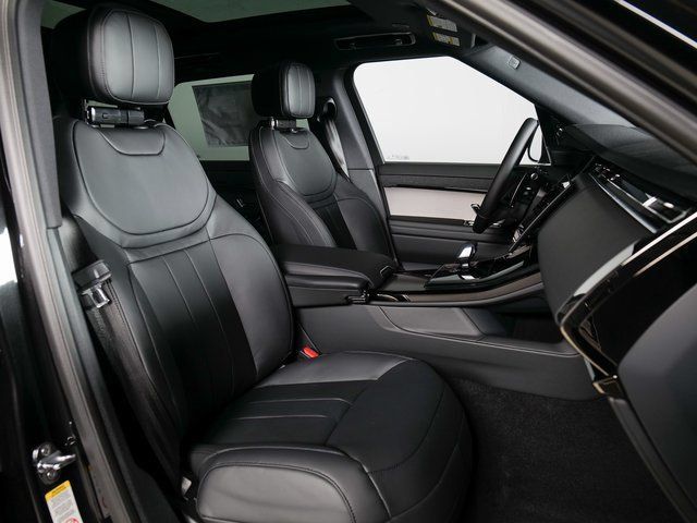 New 2026 Land Rover Range Rover Sport Dynamic SE AWD/4WD image 3