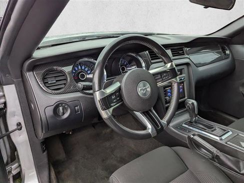 Used 2014 Ford Mustang Convertible RWD image 12