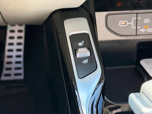 New 2026 Kia Sorento SX AWD/4WD image 22