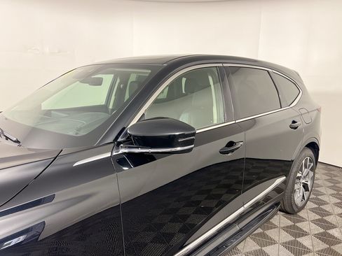 Used 2023 Acura MDX FWD w/ Technology Package image 12