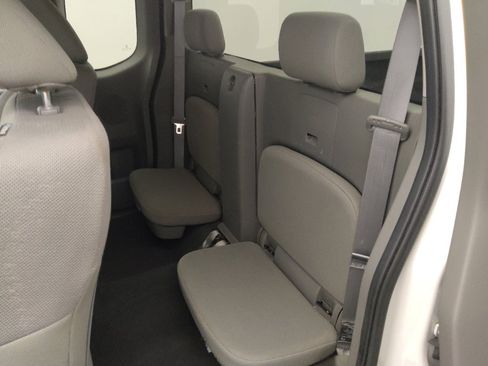 Used 2021 Nissan Frontier S RWD image 18
