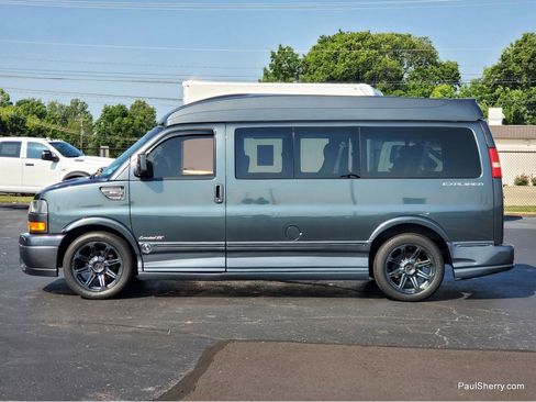 Used 2015 GMC Savana 2500 image 11