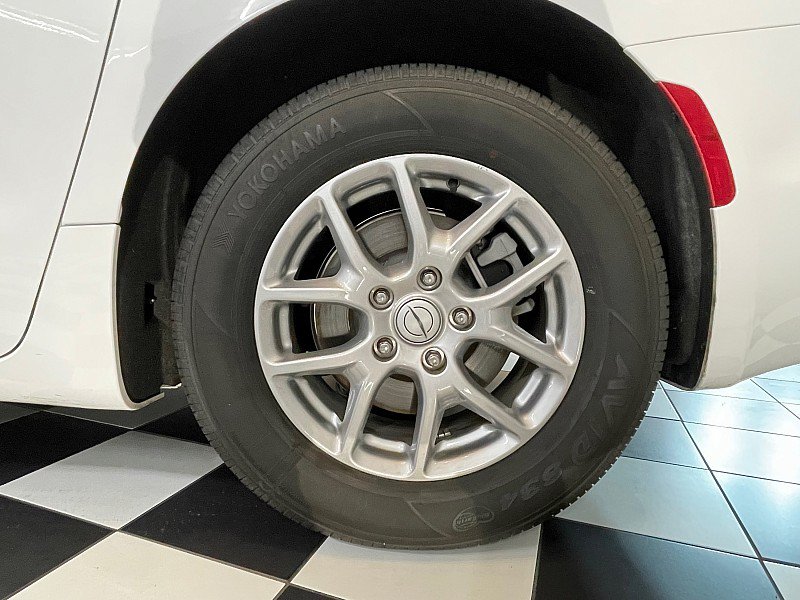 Used 2026 Chrysler Pacifica Select FWD image 7