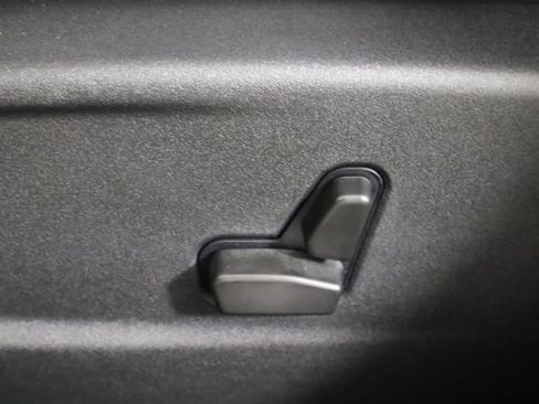 Used 2021 Dodge Charger SXT RWD image 23