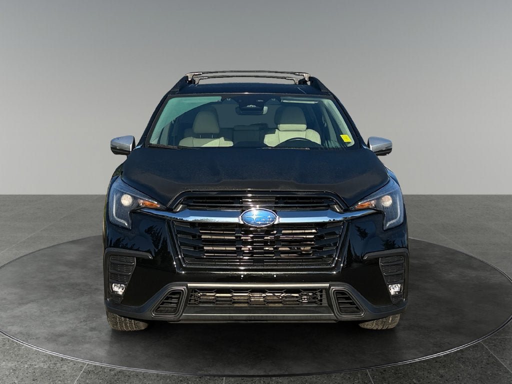Used 2023 Subaru Ascent Limited w/ Technology Package AWD/4WD image 2