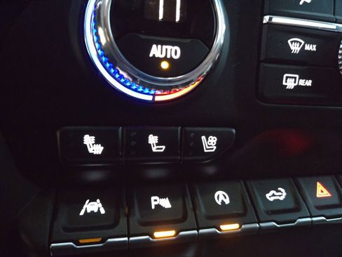 Used 2020 GMC Sierra 1500 Denali w/ Denali Ultimate Package image 23