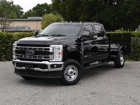 Used 2024 Ford F350 XL AWD/4WD image 1