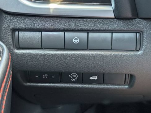 Used 2025 Nissan Rogue SV AWD/4WD image 25