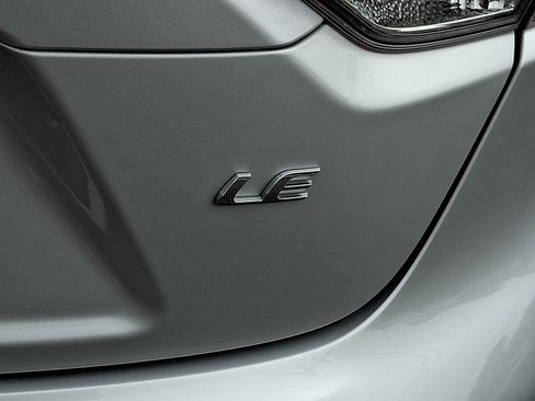 Used 2024 Toyota Corolla LE FWD image 30