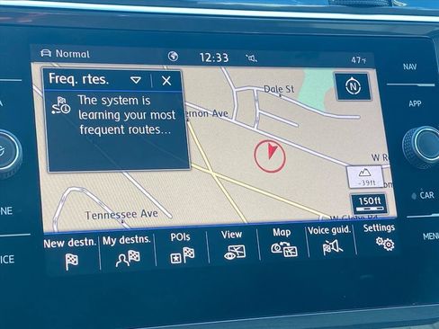 Used 2020 Volkswagen Tiguan SEL image 15