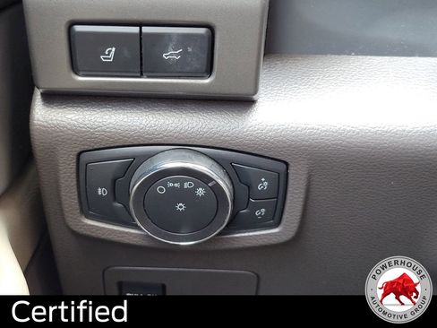 Certified 2020 Ford Expedition Max XLT w/ Equipment Group 202A image 31