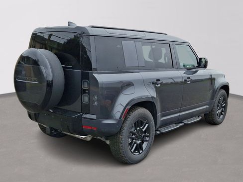 New 2026 Land Rover Defender 110 S AWD/4WD image 3