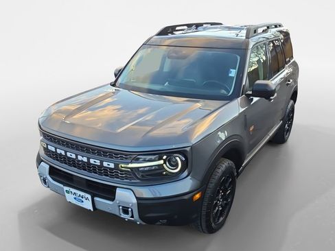 Used 2025 Ford Bronco Sport Badlands image 24