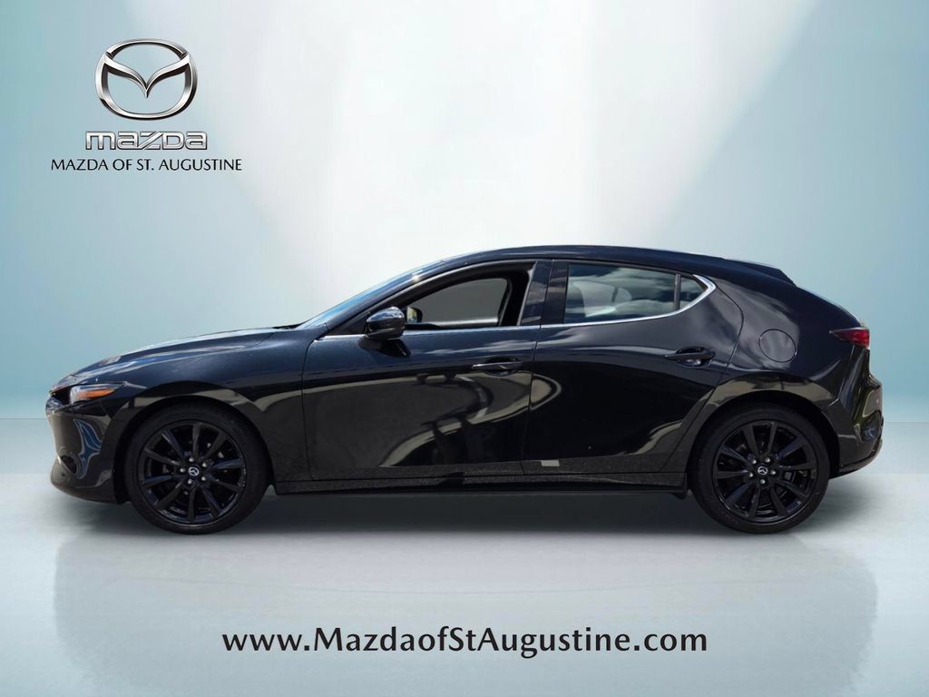 Used 2021 MAZDA MAZDA3 s FWD image 2