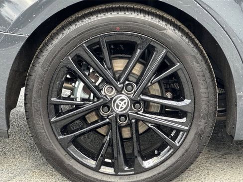 Used 2025 Toyota Camry SE image 25