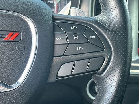 Used 2018 Dodge Charger R/T RWD image 27
