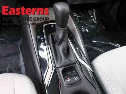 Used 2020 Toyota Corolla L w/ Carpet Mat Package (TMS) image 13