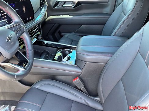 Used 2025 Chevrolet Tahoe RST w/ Comfort Package AWD/4WD image 21