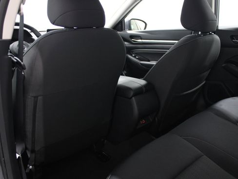 Used 2022 Nissan Altima 2.5 SV w/ SV Premium Package FWD image 14