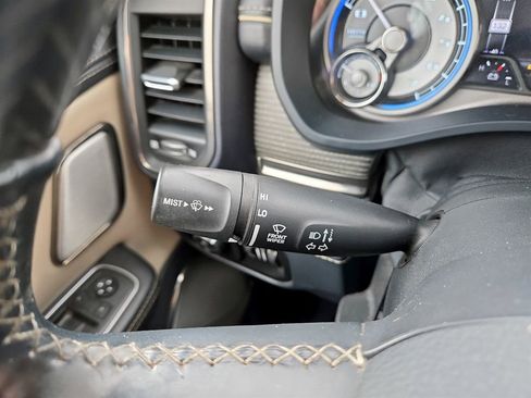 Used 2019 RAM 1500 Limited AWD/4WD image 18