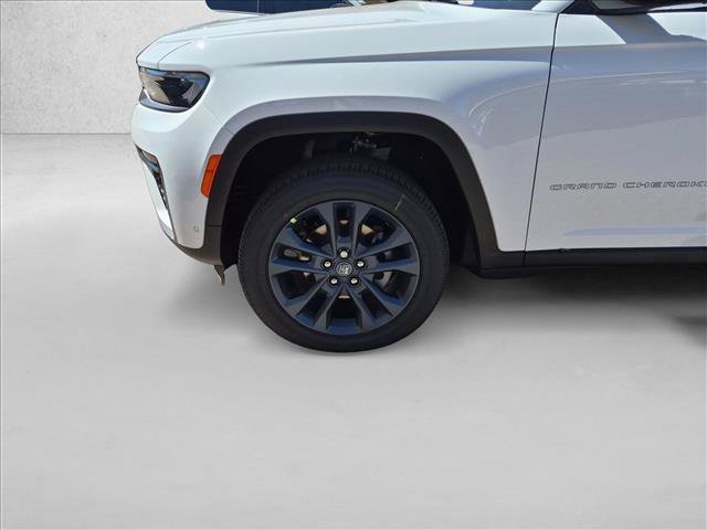 New 2026 Jeep Grand Cherokee Limited AWD/4WD image 10