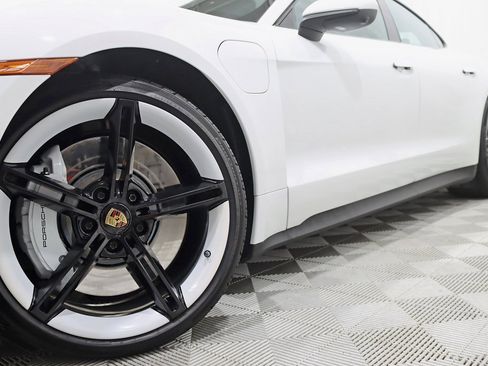 Used 2024 Porsche Taycan 4S image 4