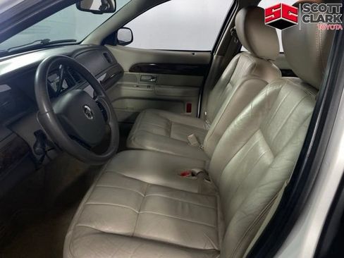 Used 2011 Mercury Grand Marquis LS RWD image 12