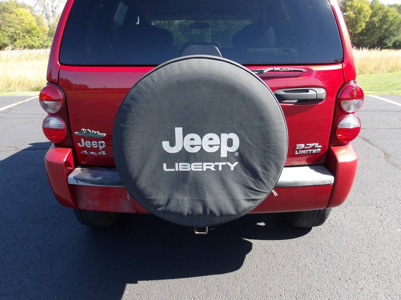 Used 2005 Jeep Liberty Limited AWD/4WD image 37