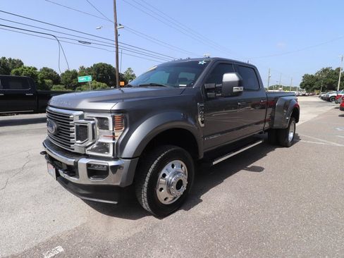 Used 2022 Ford F450 Lariat w/ Lariat Ultimate Package AWD/4WD image 5