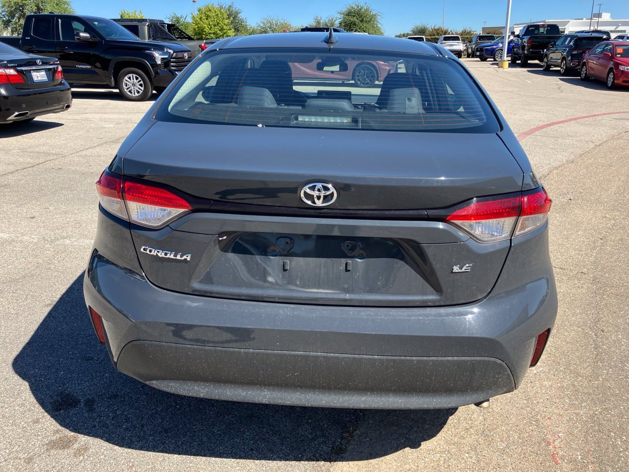 Used 2024 Toyota Corolla LE FWD image 4