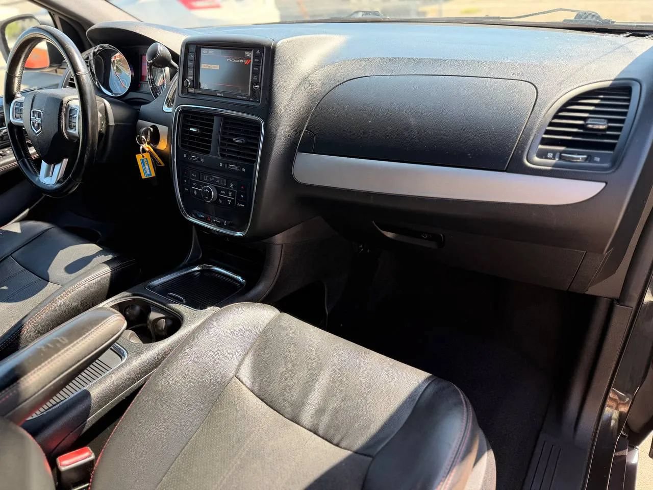 Used 2018 Dodge Grand Caravan GT FWD image 47