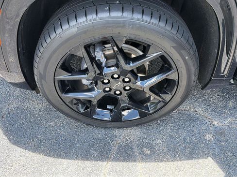 Certified 2024 Chevrolet Traverse RS FWD image 40
