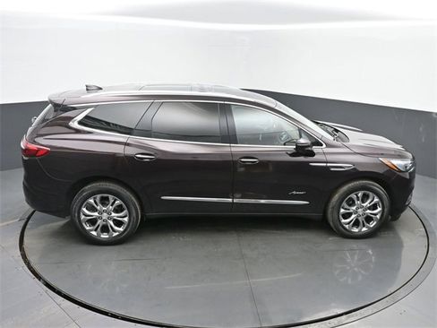 Used 2021 Buick Enclave Avenir w/ Avenir Technology Package image 45