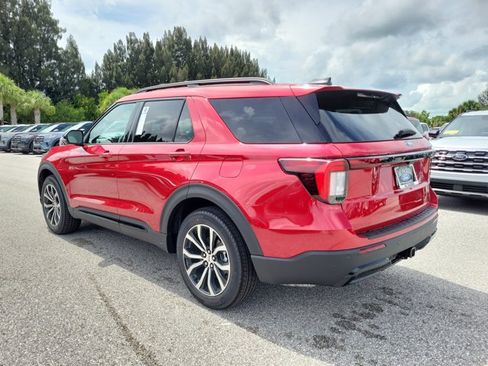 New 2026 Ford Explorer ST-Line w/ Premium Package RWD image 7