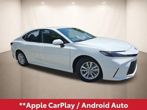 Used 2026 Toyota Camry LE FWD image 3