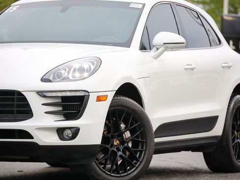 Used 2015 Porsche Macan S AWD/4WD image 16