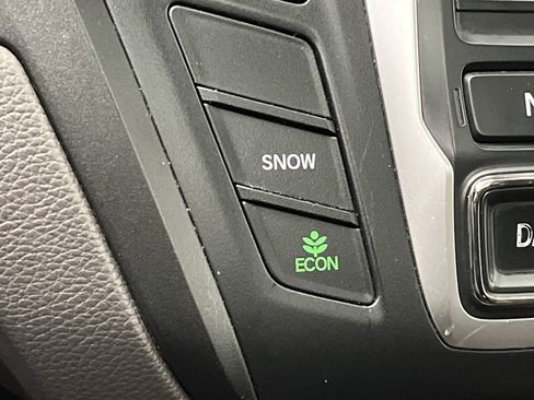 Used 2019 Honda Odyssey EX-L image 18