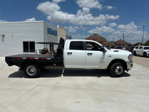 Used 2024 RAM 3500 SLT w/ Quick Order Package 2YG SLT AWD/4WD image 2