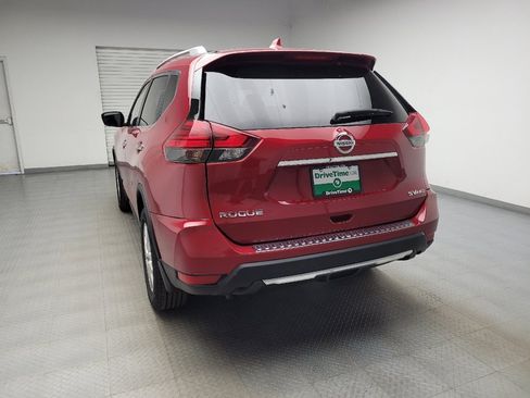 Used 2017 Nissan Rogue SV AWD/4WD image 6