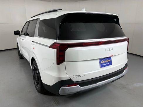 New 2026 Kia Carnival EX FWD image 6