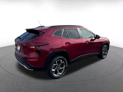 Used 2025 Chevrolet Trax LT image 15