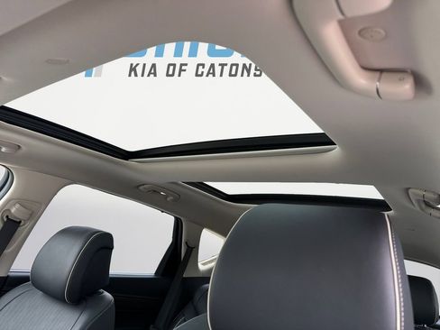 Used 2023 Genesis GV80 2.5T w/ Prestige 20" Package image 17